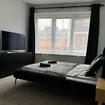 Newtranquil Apartment Near Corvin