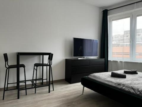 Newtranquil Near Corvin Budapest